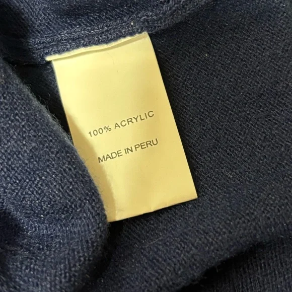 Emerson Street Clothing Company Notre Dame Tunic Length Sweater - Picture 9 of 10